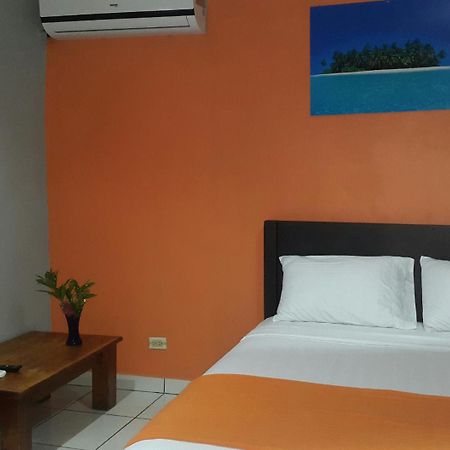 מנואל אנטוניו Hotel Colibri מראה חיצוני תמונה