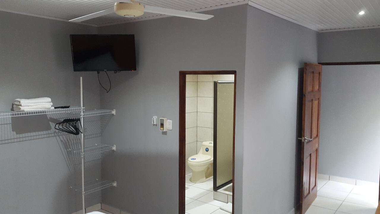 מנואל אנטוניו Hotel Colibri מראה חיצוני תמונה